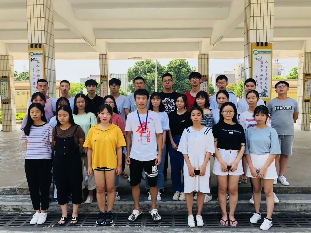 图片[32]-结业联欢||我们的相遇-一鸣资源网