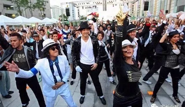 图片[3]-迈克尔杰克逊离世前两分钟的视频爆出真正死因，网友们愤怒不已-一鸣资源网