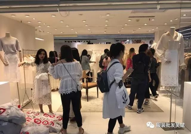 图片[1]-2019年广州批发衣服哪里最便宜质量又好？服装批发市场攻略-一鸣资源网