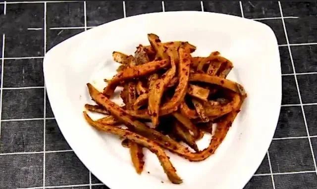 图片[2]-腌萝卜条时，牢记4大技巧，口感清脆又入味-一鸣资源网