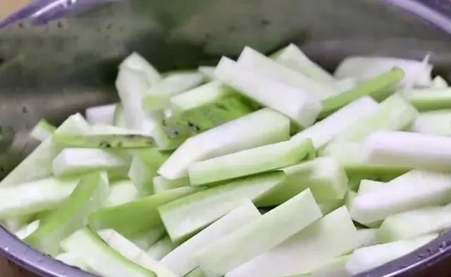 图片[3]-腌萝卜条时，牢记4大技巧，口感清脆又入味-一鸣资源网