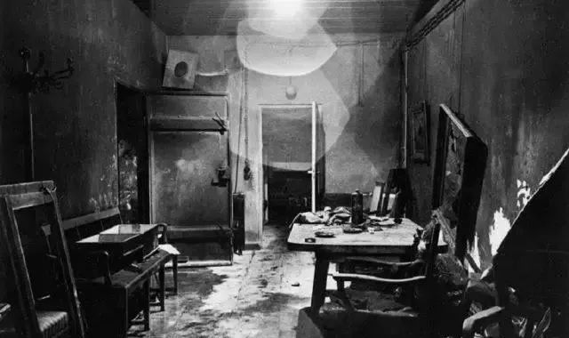 图片[4]-恶魔希特勒死亡之谜：死前5天已“疯”？他在地堡里究竟都干了啥-一鸣资源网