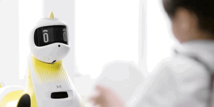 图片[1]-这是马？小鹏发布可骑乘「智能马」，四不像长相太奇葩！-一鸣资源网