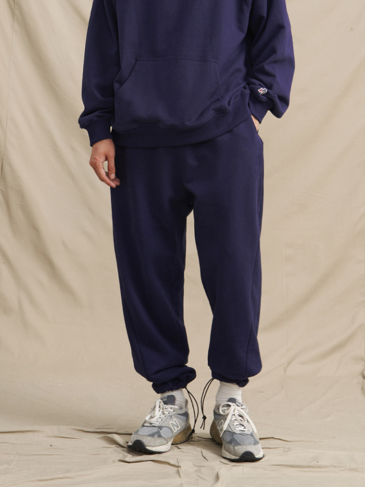 图片[17]-23家 束脚裤 男士品牌推荐：【值得推荐的、性价比高的，好看不错的男装束脚裤品牌！】日系复古休闲、潮牌风格、大码男装、cityboy，美式复古等风格一应俱全！-一鸣资源网